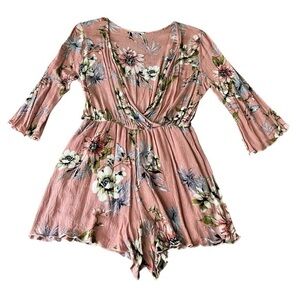 New Mode USA Floral Pink Romper with 3/4 Sleeves Size M